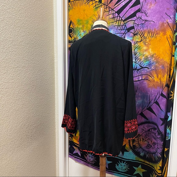 🌈 Lovely boho Jordan embroidered top - Picture 8 of 12